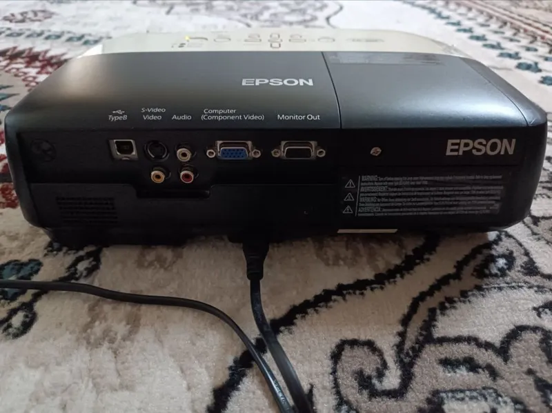 Proektor EB-X62 EPSON 4 Proektor EB-X62 EPSON 4
