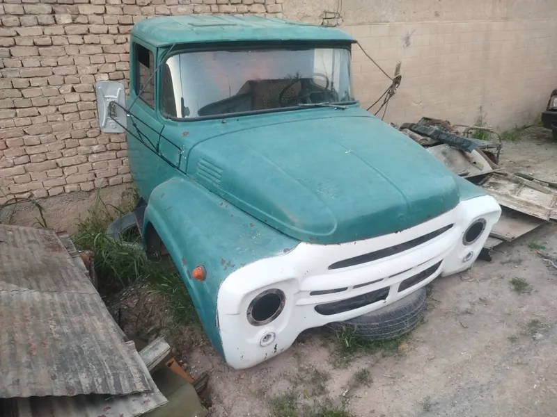 ZIL kabina sotiladi