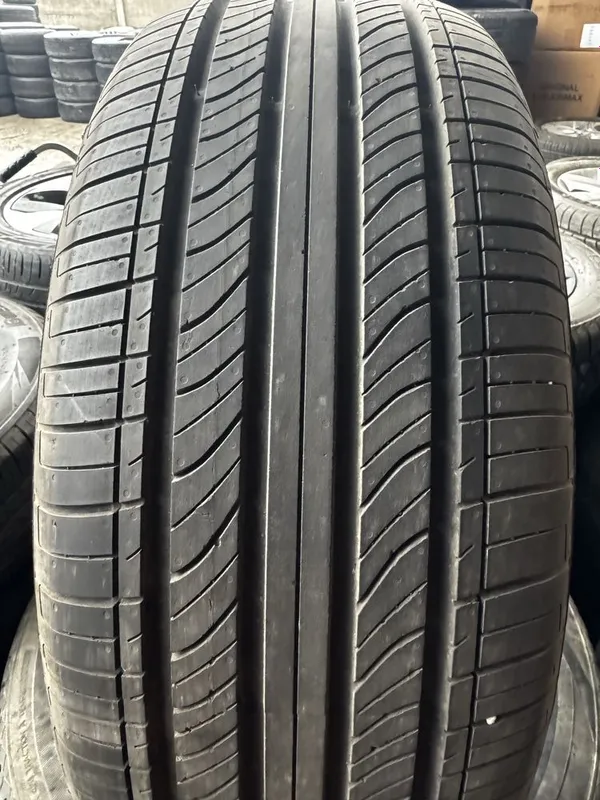 R17 giti 215/55/17 1 R17 giti 215/55/17 1