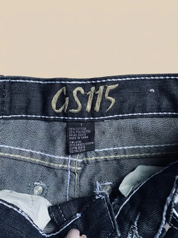 GS115 to‘q ko‘k zamonaviy jinsi shimlarni sotaman 3 GS115 to‘q ko‘k zamonaviy jinsi shimlarni sotaman 3