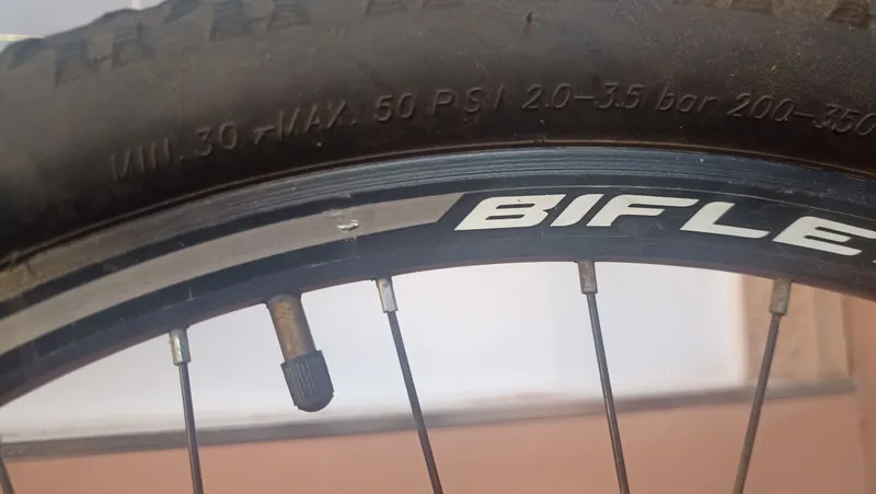 Tezlikli velosiped, ikki polosali, diskli tormoz 4 Tezlikli velosiped, ikki polosali, diskli tormoz 4