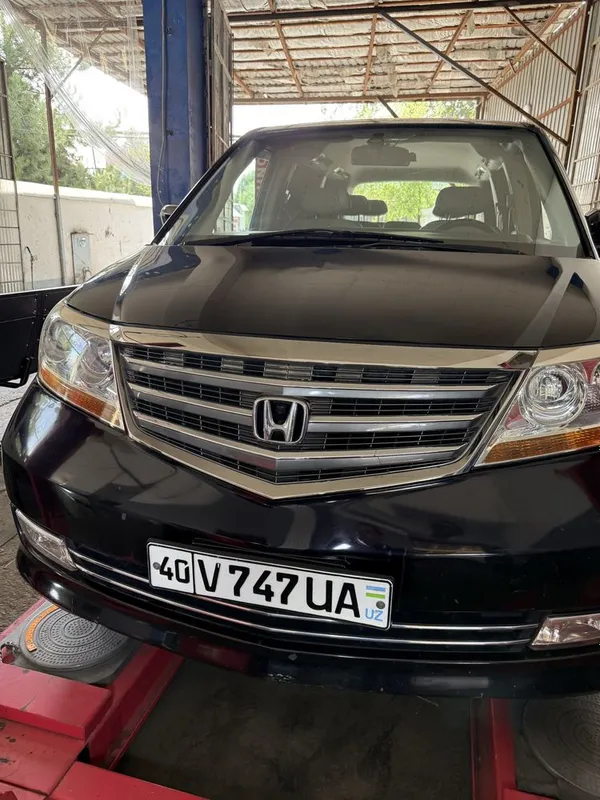 HONDA ELYZON sotiladi holati alo darajada 4 HONDA ELYZON sotiladi holati alo darajada 4