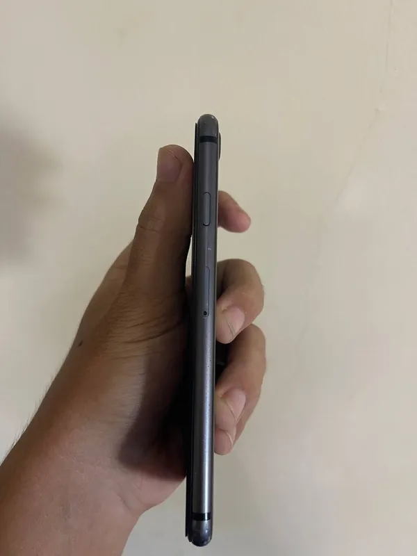 iPhone 8 64gb 100% 5 iPhone 8 64gb 100% 5