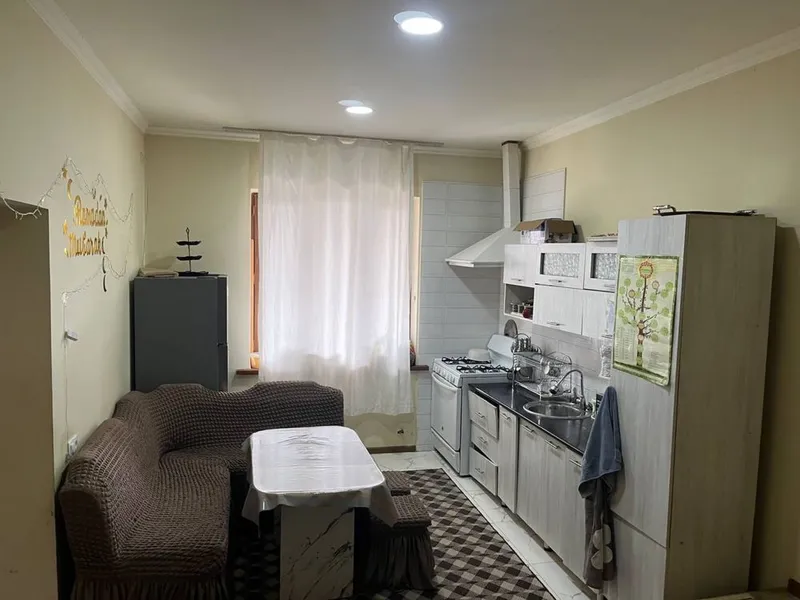 Hovli sotiladi Qibray tumani Obod mahalla Lolazor kochasida — фото 1
