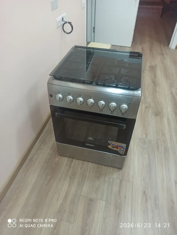 газовая плита 4 комфорочная имеется духовка — фото 2