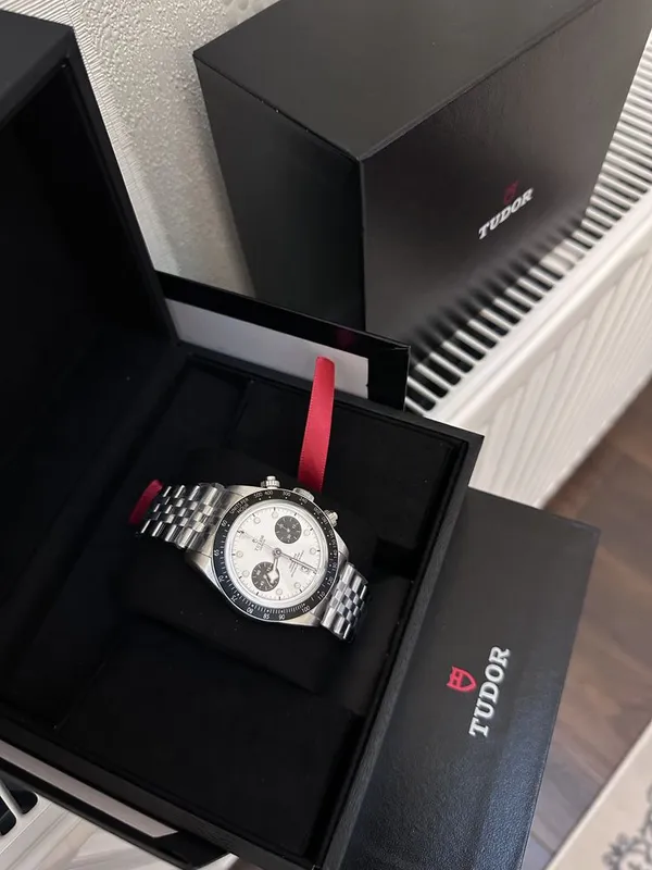 Продам часы Tudor 1:1 клонированный, до мелких деталей сделано 1:1. — фото 1
