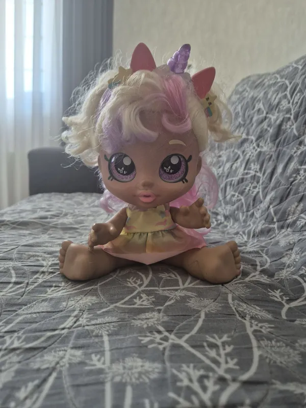 Кукла KindiKids с дефектом 2