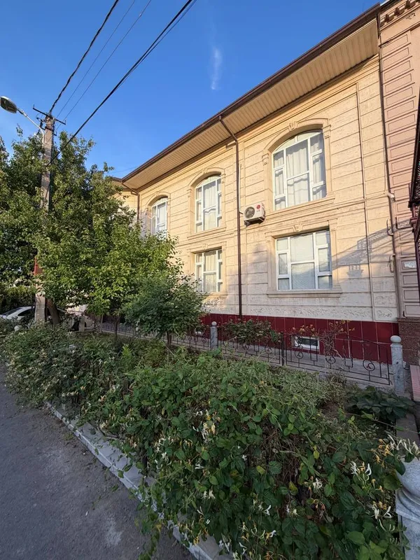 ПРОДАЕТСЯ ДОМ на Саламатина Яккасарайский район — фото 1