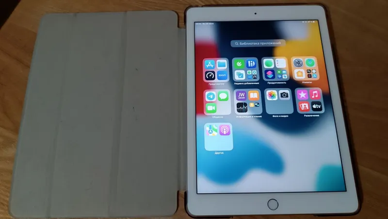 Продам Apple IPad air 2 Продам Apple IPad air 2