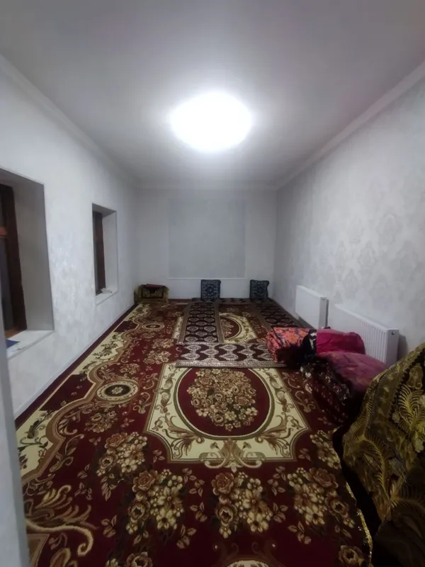 Uchastka sotiladi 5.5 sotix 4 ta xonadan iborat manzil 5 mikrorayon — фото 4