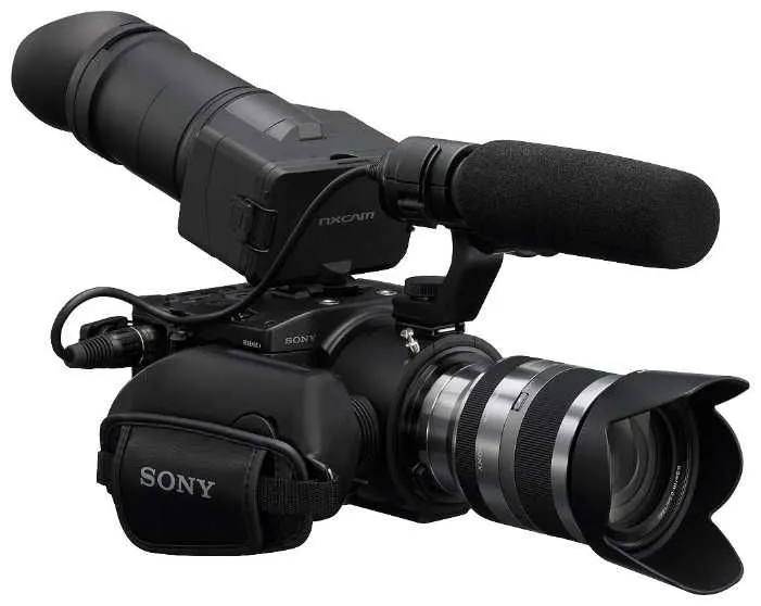 Видеокамера SONY FS-100