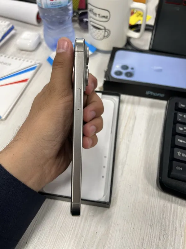Iphone 15 Pro Max — фото 2
