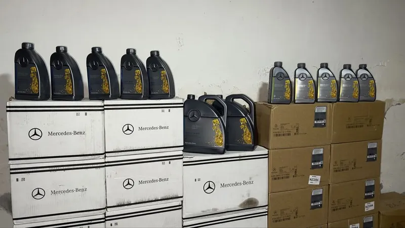 Моторное масло Mercedes Benz. Моторное масло на Мерс 2