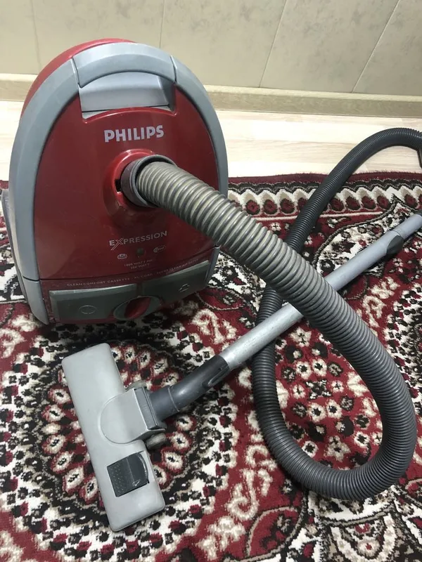 Продам пылелос PHILIPS б/у в рабочем состоянии Продам пылелос PHILIPS б/у в рабочем состоянии