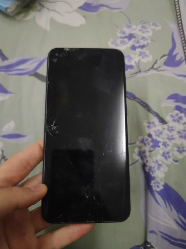 telefon ishlatilgan zapchasga sotaman
