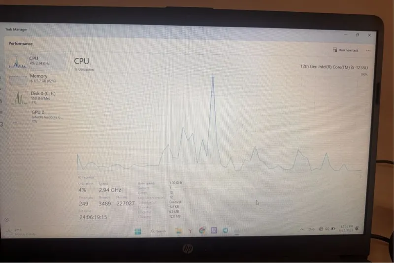 Срочно продается новый ноутбук, core i5 12, нужны деньги на операцию — фото 4