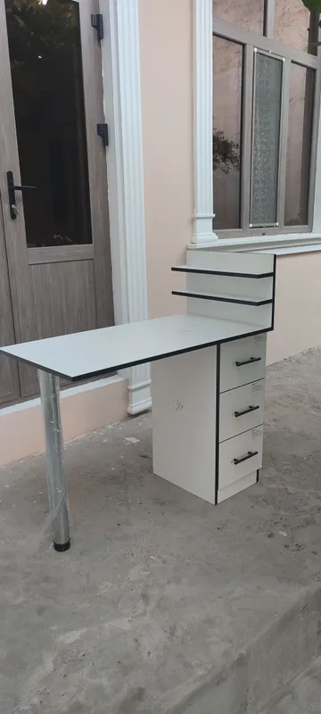 Manikyur stolik salon uchun 2