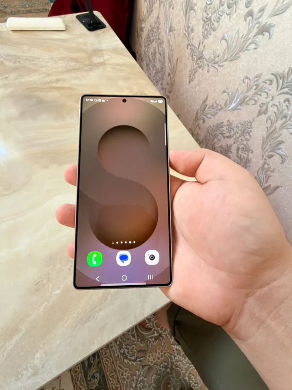 Samsung Galaxy S25 Ultra, срочно сотилади 5