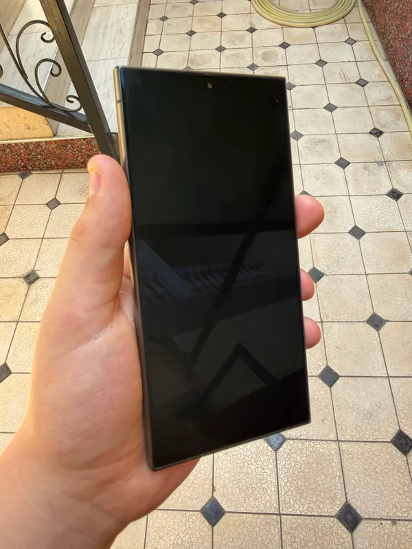 Samsung Galaxy S24 Ultra (Black Titan) — фото 1