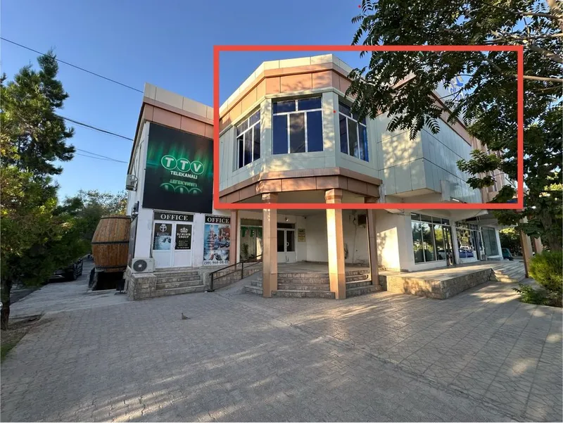 Аренда. Ижарага берилади. 280кв. 2-қават. Урганч шаҳри марказида — фото 1