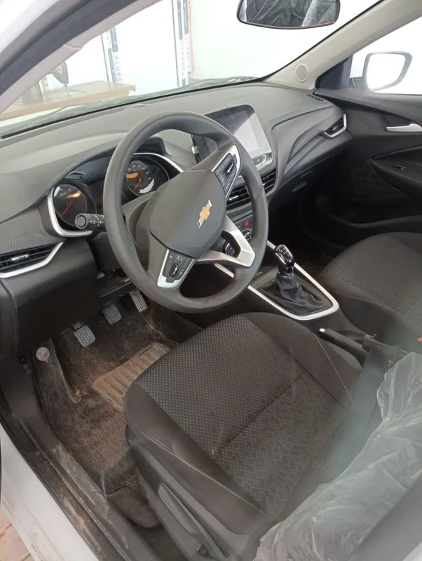Chevrolet Onix 3 pazisiya shoʻt siprapka 1 Chevrolet Onix 3 pazisiya shoʻt siprapka 1