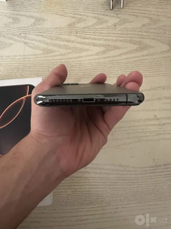 Iphone 11 pro max 256 taliy 3 Iphone 11 pro max 256 taliy 3