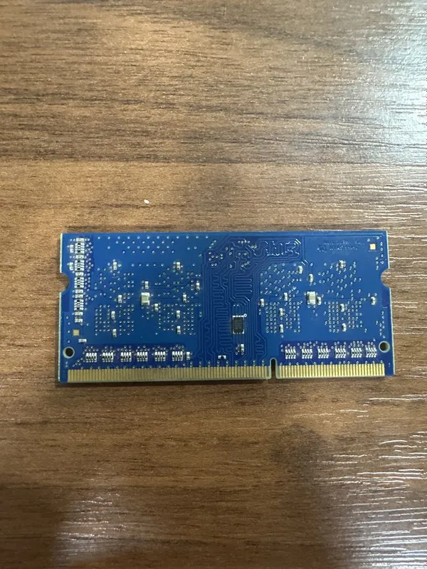 DDR3 ноутбук учун 1 гб — фото 1