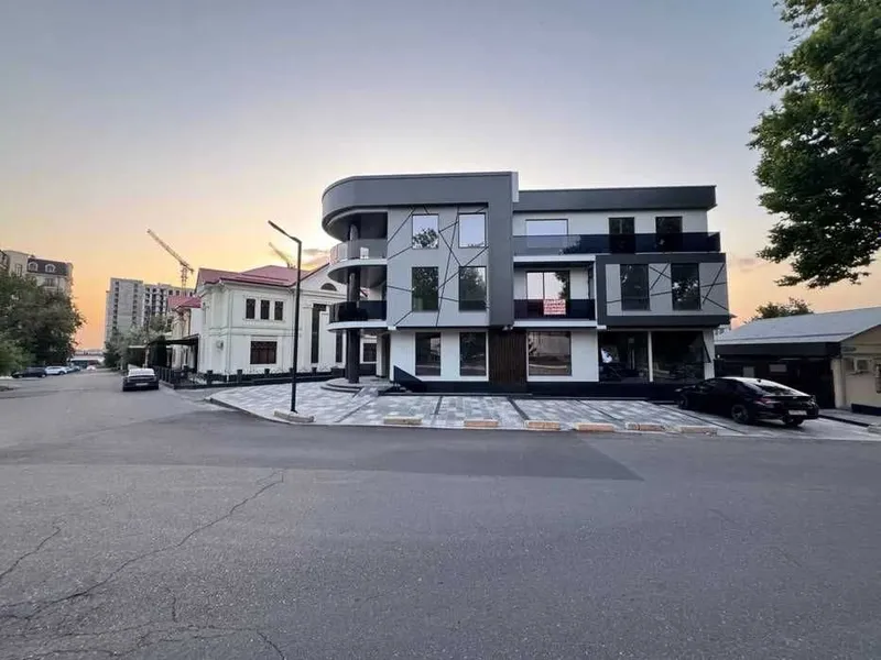 Аренда отдельно стоящего здания 1050 м² | 3 этажа + подвал — фото 4