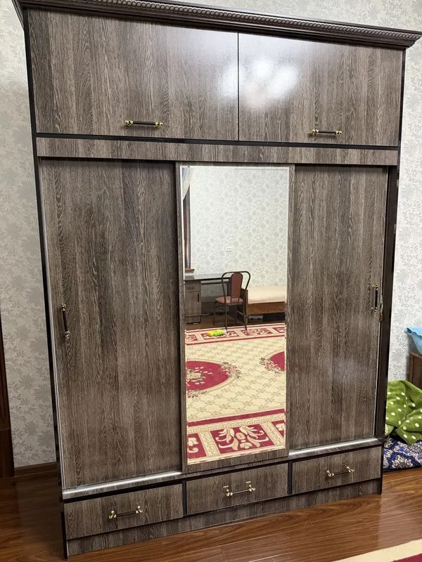 Новый шкаф продаеться