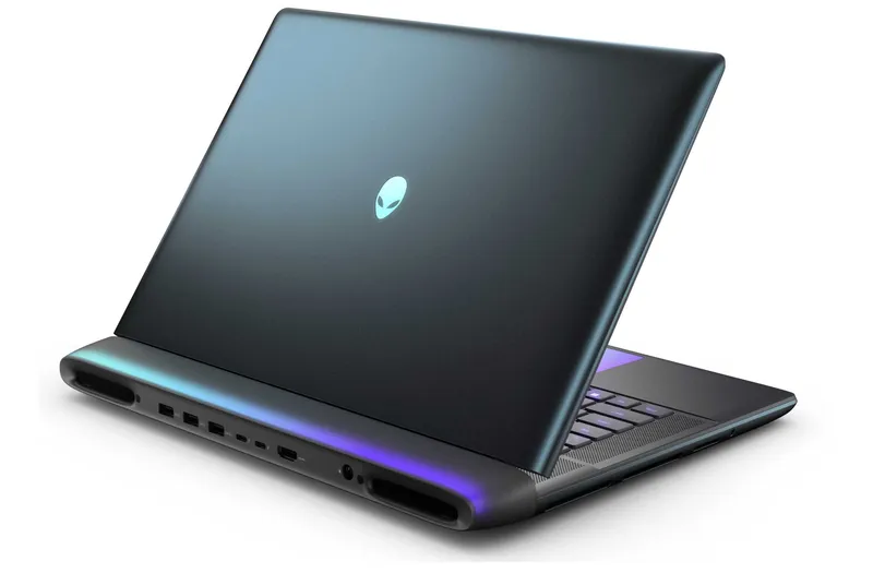 новый Alienware 16" Area-51 Ultra 9/ 32gb/ 1Tb / 5080 4 новый Alienware 16" Area-51 Ultra 9/ 32gb/ 1Tb / 5080 4