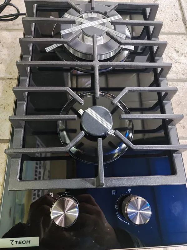 2 комфорка газ поверхность 1