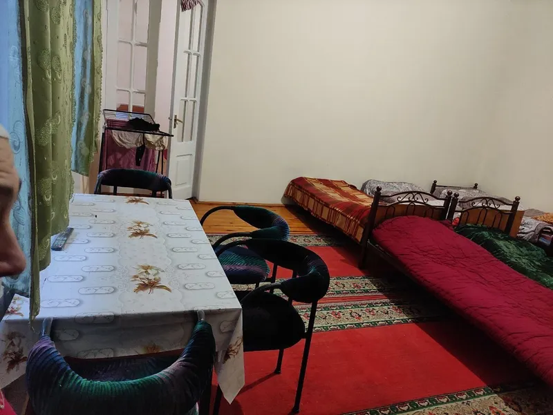 Agrar insitut yonida qizlarga ijara 900.000 so'mdan 8