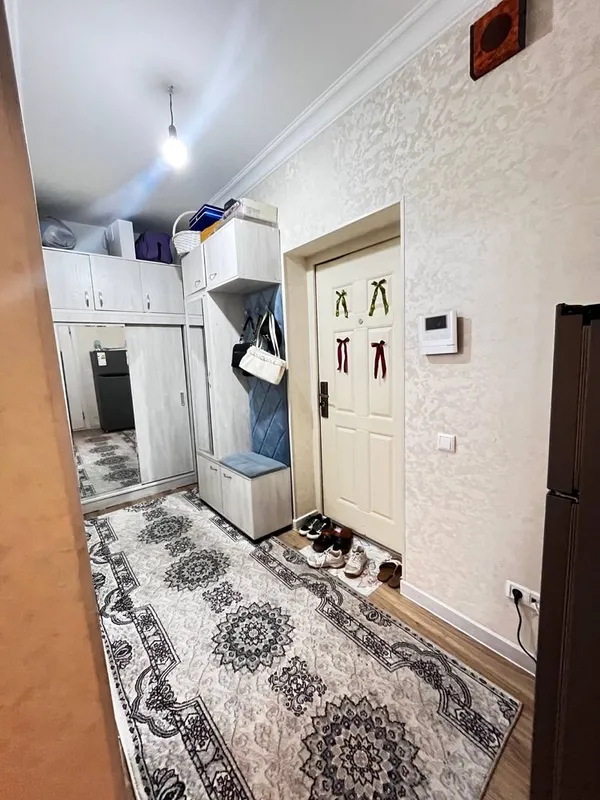 Sergile choshtepa 1xona oilaga qizlarga beriladi metro 100metr