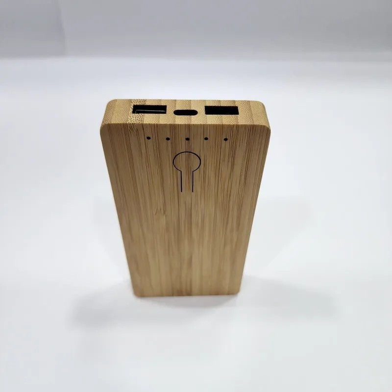 Yog‘och powerbank 10 000 mAh 3
