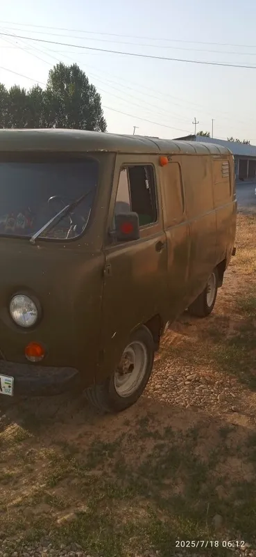 Uaz 452 sotiladi srochna 1989yil metan