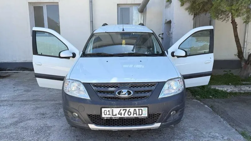 LADA Largus Cross 2020