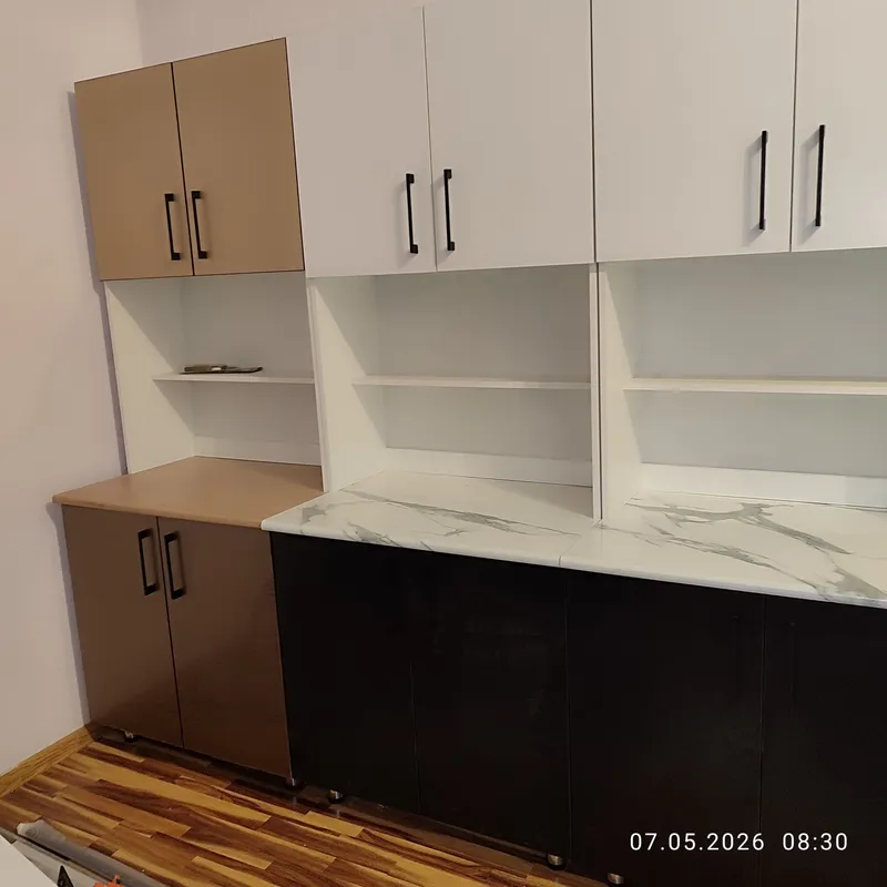 Акция  Кухня  буфет 80см из акрила и лмдф.