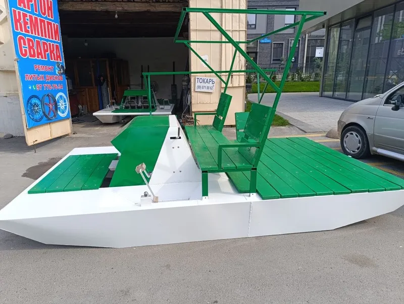 Катамаран янги 2 та