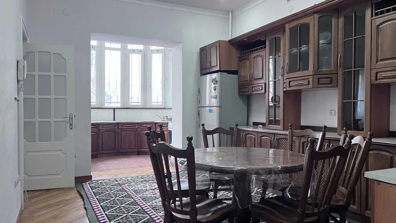 Фидокор (Чехова)ул. 4-комнатная квартира 160 м² укомплектованая 6