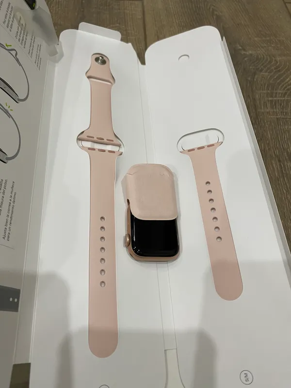 Apple watch series 6 40mm 1 Apple watch series 6 40mm 1