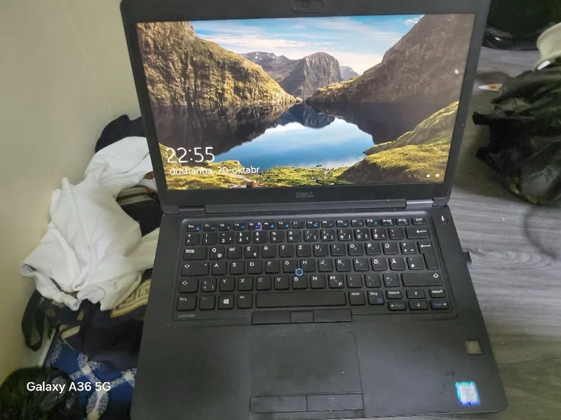 Deel noutbook , core i5 7 avlod