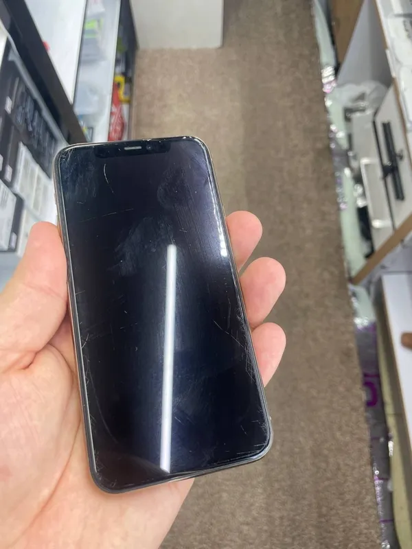 iPhone 11 Pro 256GB Gold 2 iPhone 11 Pro 256GB Gold 2