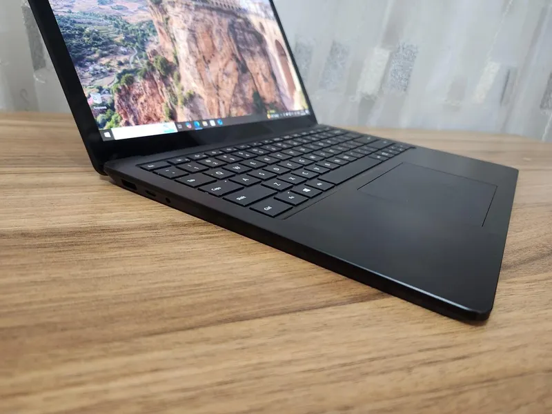 Microsoft Surface Laptop 4 4 Microsoft Surface Laptop 4 4