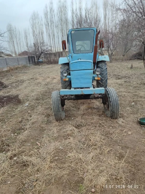 Traktor Hachka T28 1985 yil