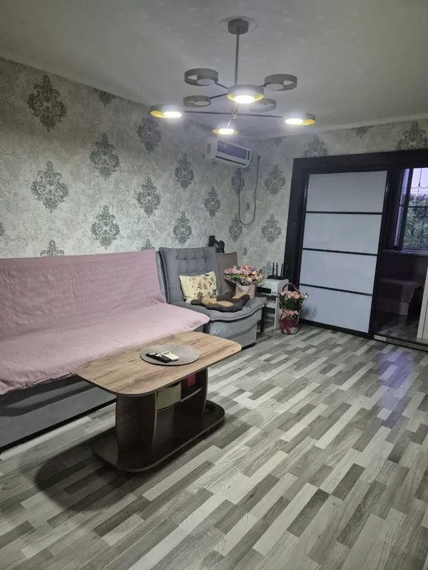 2 xonali kvartira, 50 m2, Yakkasaroy 1