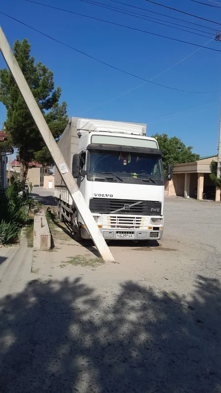 Volva furgon sotilagi xolati yaxshi yurib tirgan moshin
