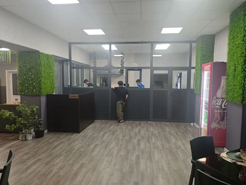кафе в городе Ахангаран со всем оборудованием что в кухне что в зале 5 кафе в городе Ахангаран со всем оборудованием что в кухне что в зале 5