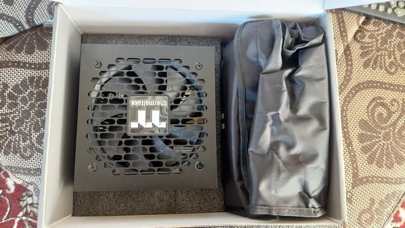 Thermaltake Toughpower GT 1200W 80 plus gold, блок питания — фото 3