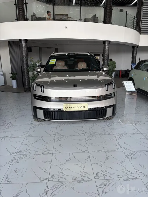 Lynk & co 900 gibrid 2 Lynk & co 900 gibrid 2