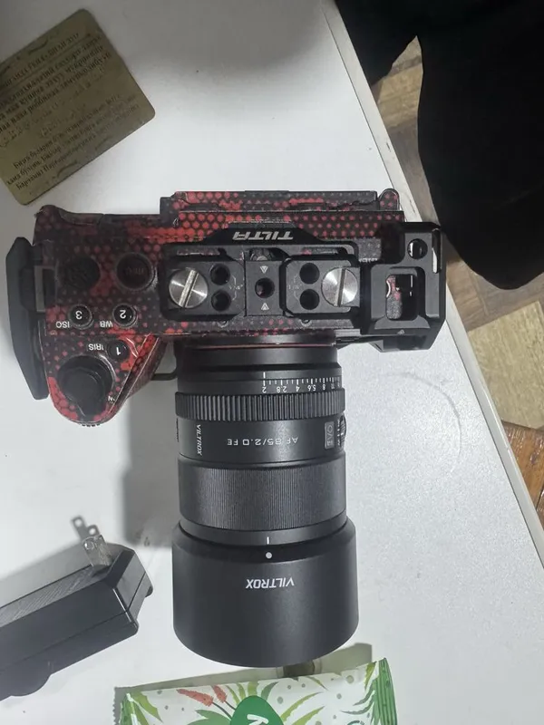 Sony fx 3 xolati yangi laminatlangan 14 mm f4 viltrox obektivi bilan 1